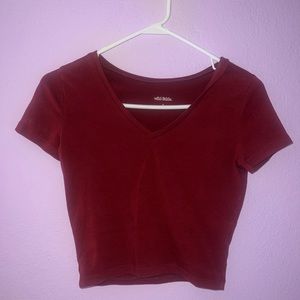 wild fable cropped v neck t-shirt